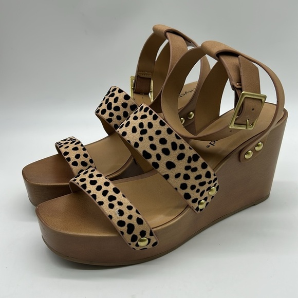 Cityclassified Leopard Print Platform Wedge Sandals Size 6.5 NWT Phonic-S NWT - Picture 4 of 9